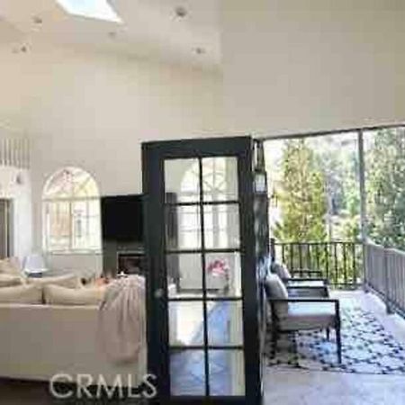 Stunning Mediterranean Mansion In Laurel Canyon Los Ángeles Exterior foto